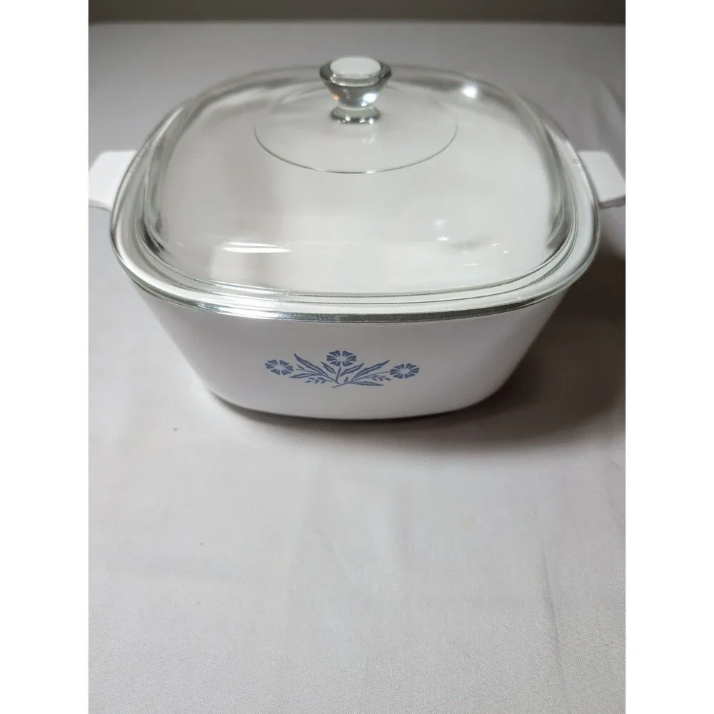 RARE 2 1/2 QT Vintage CorningWare Blue Cornflower Casserole Dish with Lid